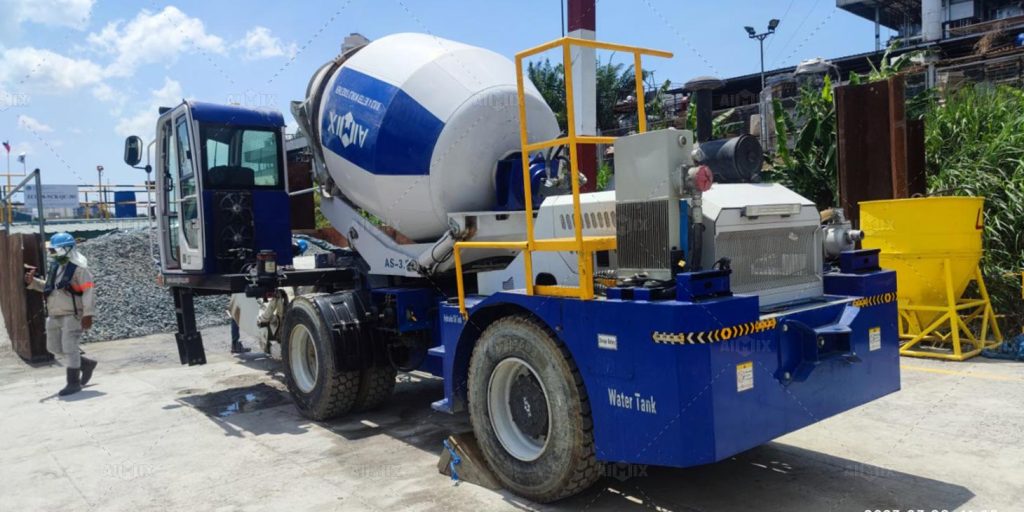 Self Loading Mixer